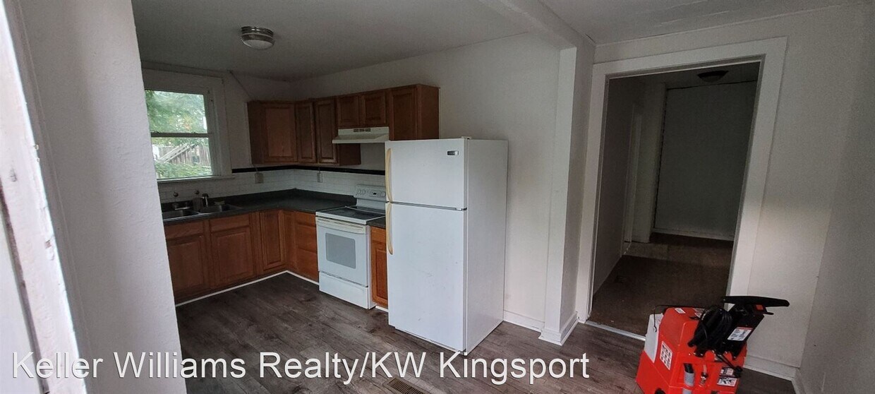 Primary Photo - 2 br, 1 bath House - 1016 Windsor Ave Unit 2
