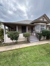 Building Photo - 681 N 1st Ave