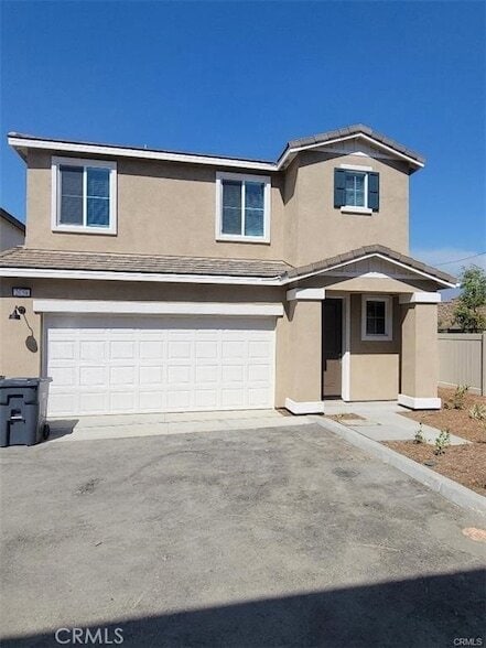 Photo - 2058 Bergamot St House