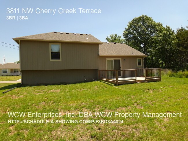 Foto del edificio - 3811 NW Cherry Creek Ter