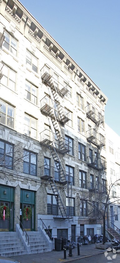 Primary Photo - 28-32 Havemeyer St