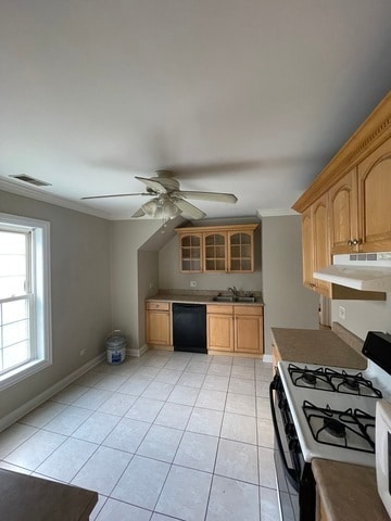 Building Photo - 314 S Hale St