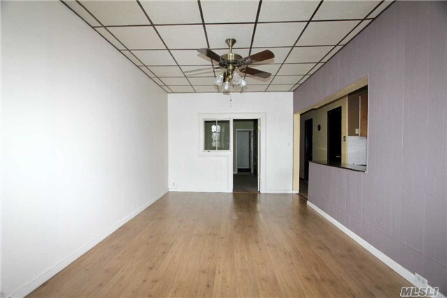 Building Photo - 64-37 68th Ave