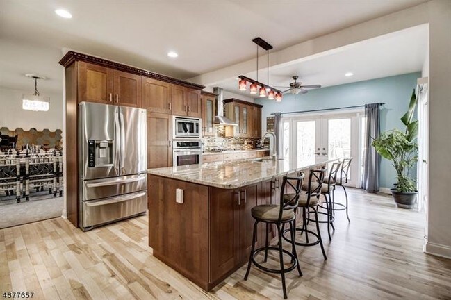 Foto del edificio - 307 Cedar Grove Ln