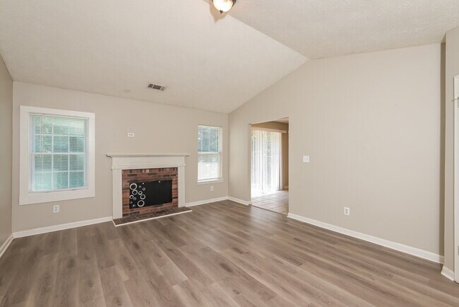 Foto del edificio - 8756 Ansley Way