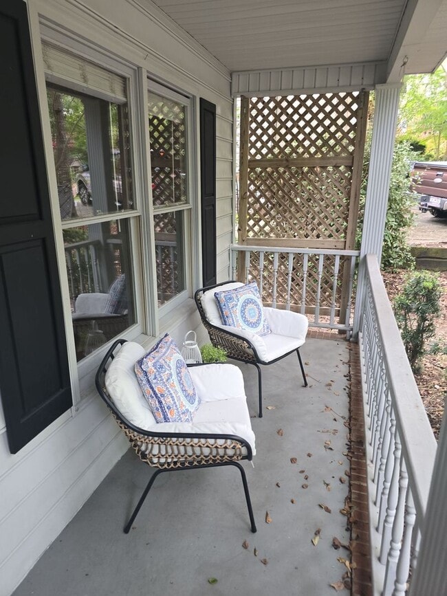 Foto del edificio - 3 Bed 2.5 bath house Double Branch Creek S...