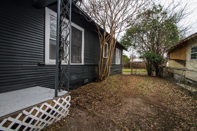 Foto del edificio - 1727 Nolan St