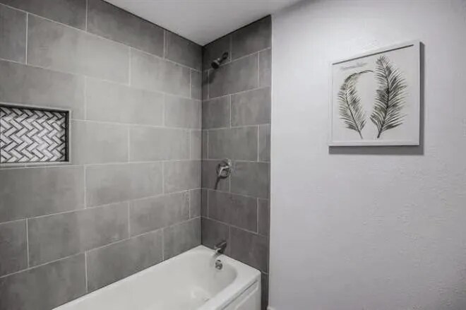 Foto del edificio - 3815 Westminster Dr