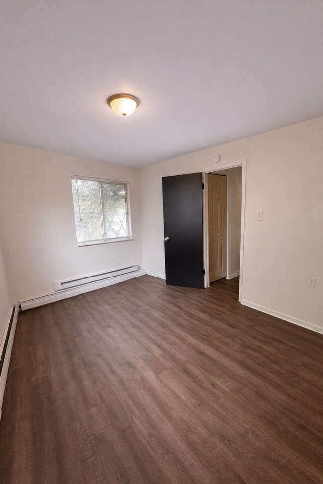 Foto del edificio - AVAILABLE NOW: 1 Bedroom 1 Bathroom apartment in Downtown Beaver!