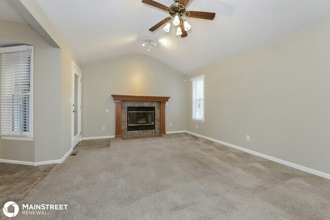 Building Photo - 306 Zoe St, Buckner, MO 64016