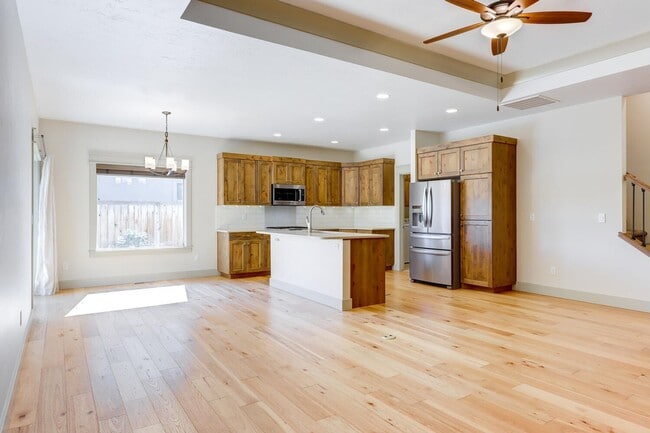 Building Photo - House backs onto a lush 7-acre Dog Park!