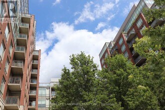 Building Photo - 500 Queens Quay W