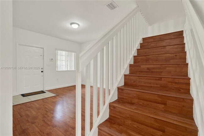 Building Photo - 8566 SW 214th Way