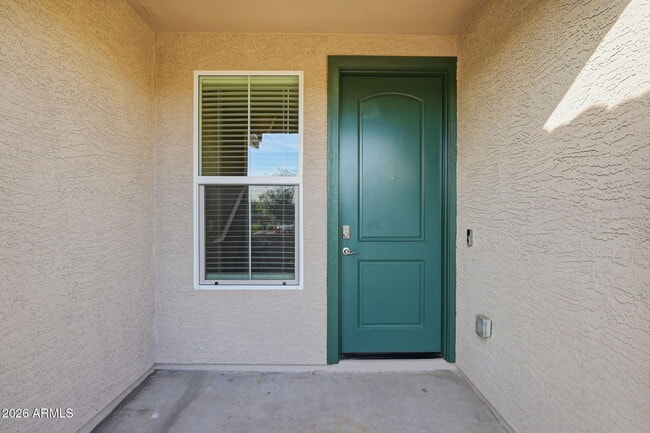 Building Photo - 1255 N Arizona Ave