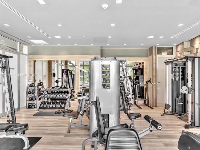 Foto del edificio - 9940 W Bay Harbor Dr