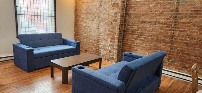 Living room - 1731 French St