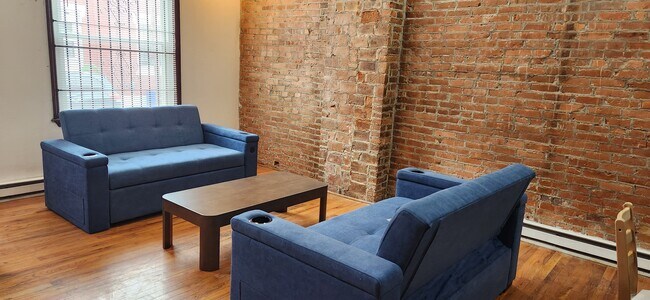 Sala de estar - 1731 French St