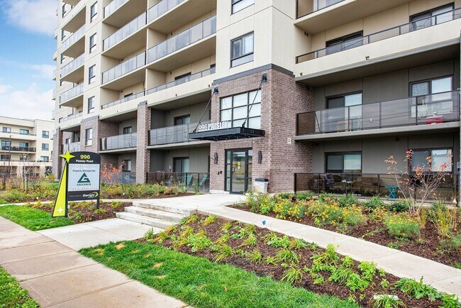 Photo du bâtiment - 996 Paisley Rd