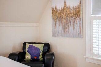 Building Photo - 805 S State St