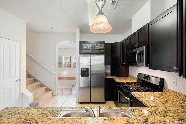 Foto del edificio - 7329 Lowell Blvd