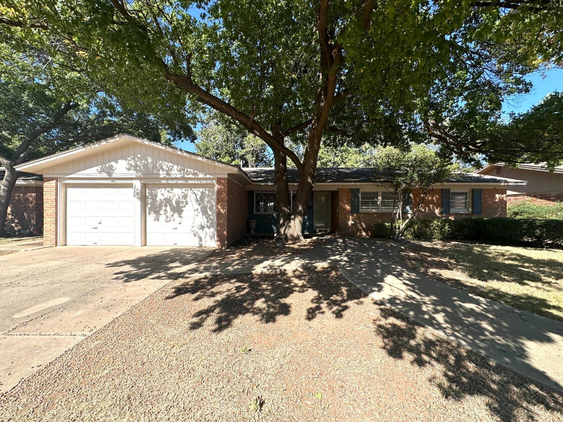 Foto principal - 3412 62nd St