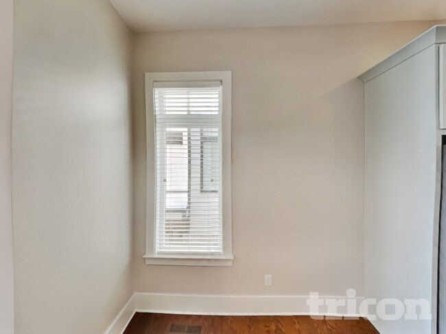 Foto del edificio - 1212 Hillwood Private Cove