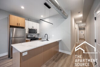 Building Photo - 2403 N Kedzie Blvd