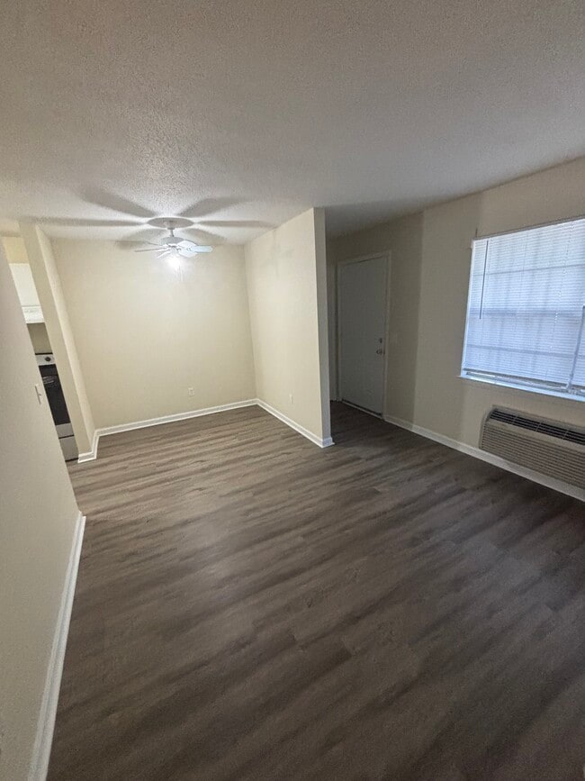 Photo - 22-28 Topper House