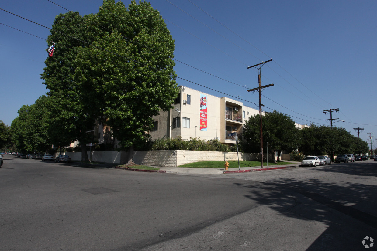 Foto principal - Lennox Lanai Apartments