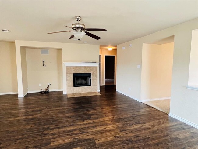 Building Photo - 6538 Lighthouse Way