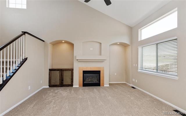 Foto del edificio - 765 Whispering Oak Dr