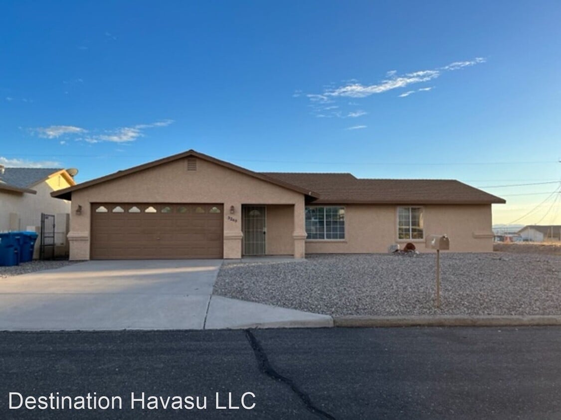 Primary Photo - 3 br, 2 bath House - 3240 Medicine Bow Drive