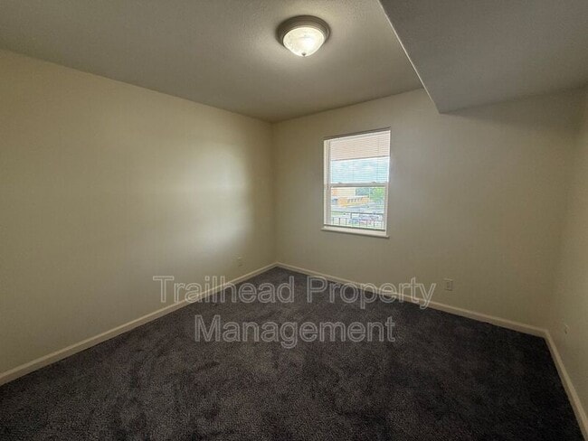 Foto del edificio - 1100 N Noland Rd