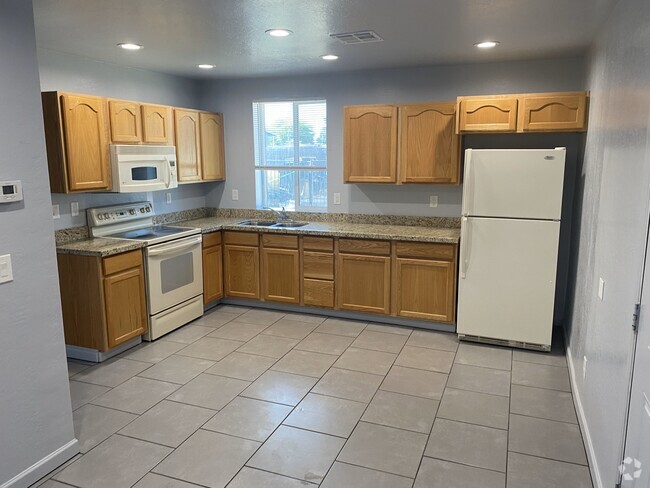 Building Photo - 215 N Pima Rd