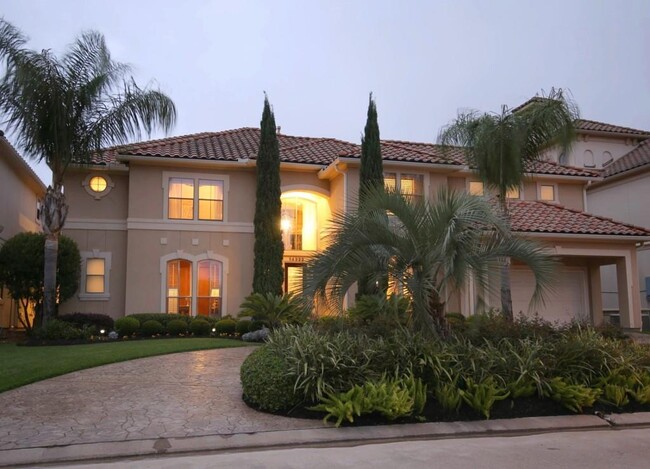 Building Photo - 14322 Shadow Garden Ln