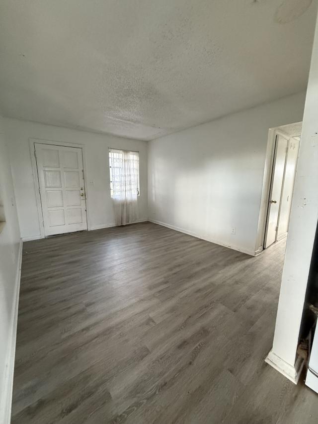 Building Photo - 3 bedroom in Jacksonville FL 32209