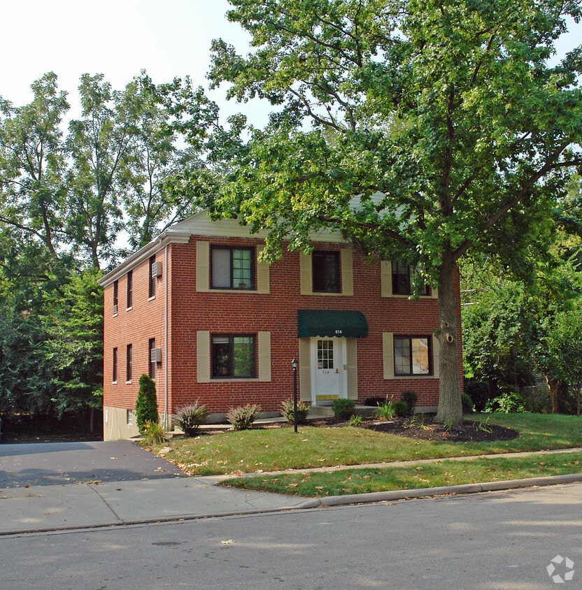 Foto del edificio - 514-520 Corona Ave