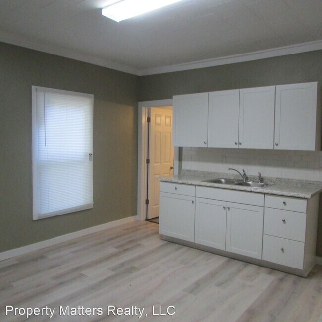 Building Photo - 2 br, 1 bath House - 209 Fostoria Drive