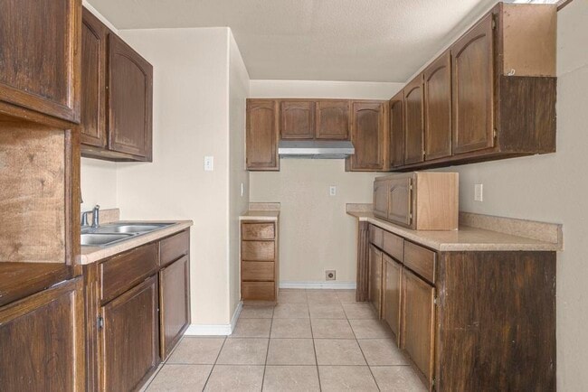 Building Photo - 5410 Marcella Ave