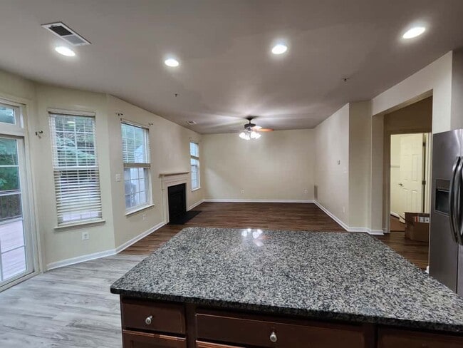 Building Photo - 44179 Beaver Creek Dr