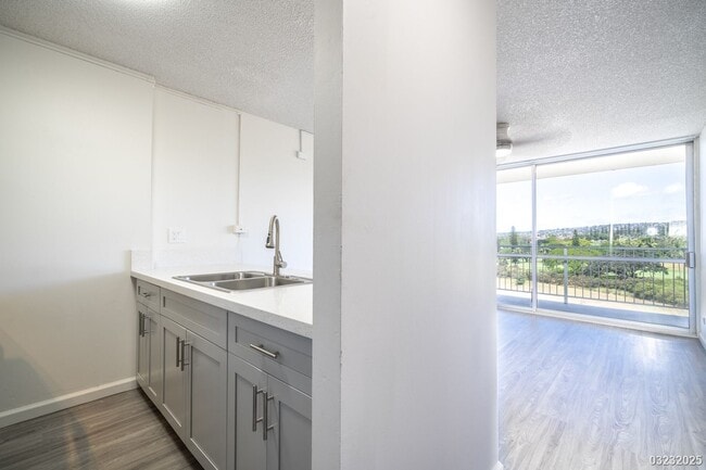 Building Photo - 98-450-450 Koauka Loop