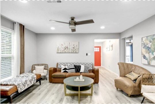 Building Photo - 401 N Austin St