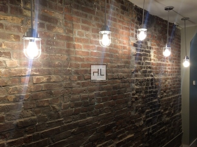 Foto del edificio - 445 MEEKER AVENUE 2L
