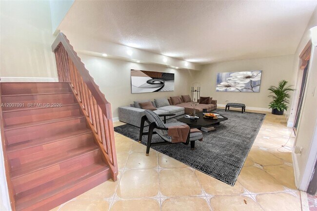 Foto del edificio - 6535 W 24th Ct