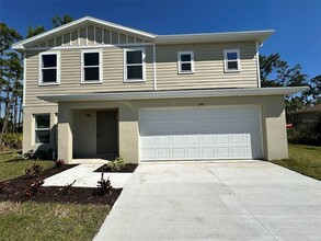 Building Photo - 1242 Autumn St