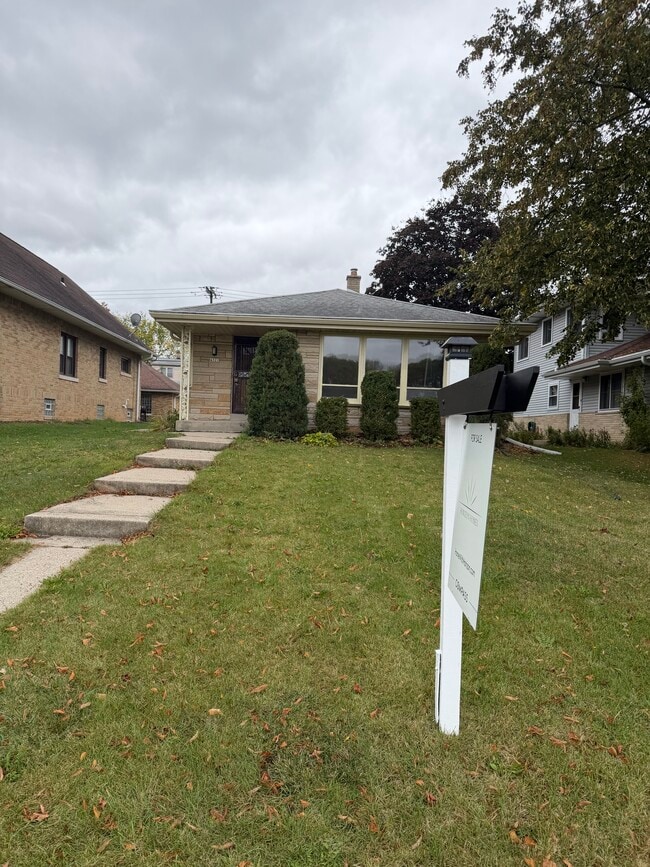 Building Photo - 4321 N 99th St