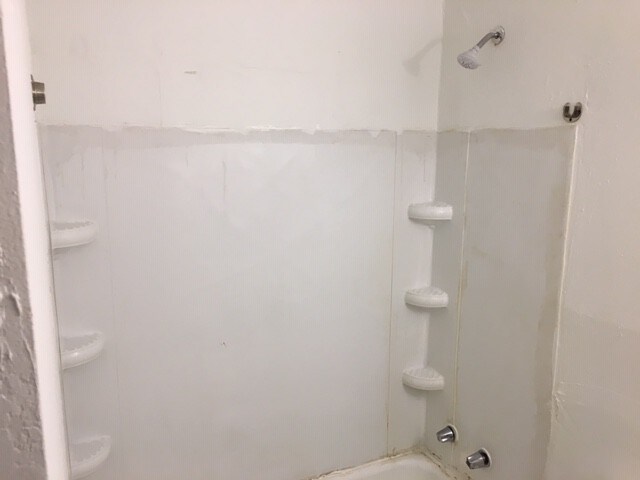 Building Photo - Affordable 1BR/1BA Duplex