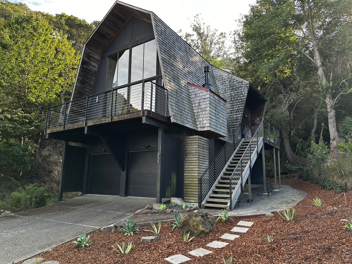 855 Spring St, Sausalito, CA 94965 House Rental in Sausalito, CA