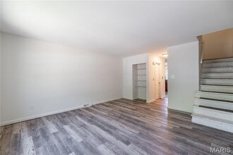 Building Photo - 3025 Pembroke Ln