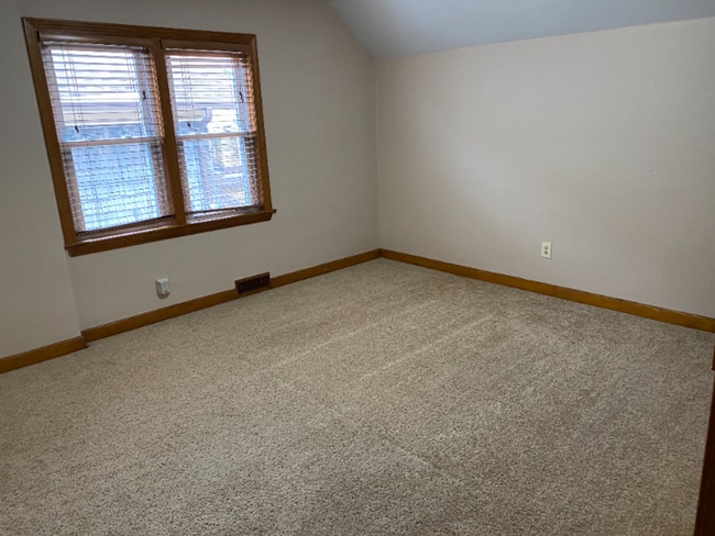 Foto del edificio - 2563 N 68th St